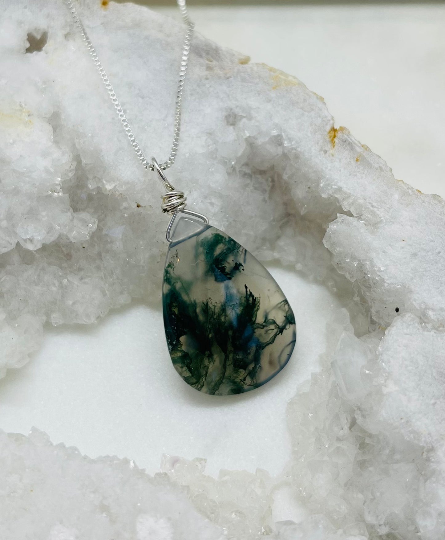 Moss Agate Teardrop Shaped Pendant Necklace - A Whisper of Nature's Beauty
