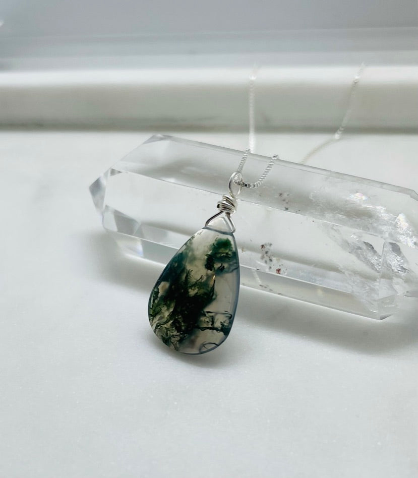 Moss Agate Teardrop Shaped Pendant Necklace - A Whisper of Nature's Beauty
