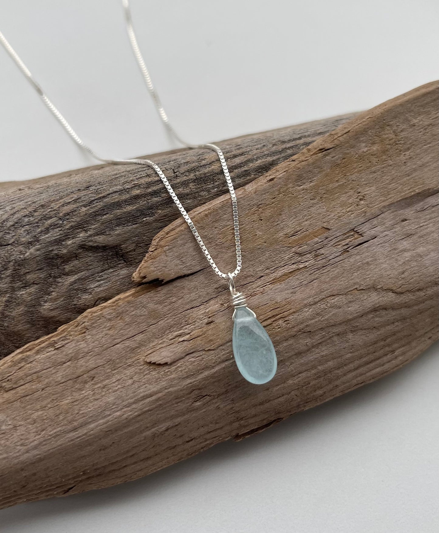 Aquamarine Teardrop Gemstone Necklace - Healing Stone for Courage, Tranquility & Communication