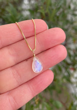 Load image into Gallery viewer, Dainty Moonstone Crystal Pendant Necklace
