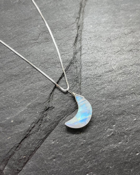 Astrology Necklace for Women, Healing Crystal Jewelry, Calming Stone, Spiritual Amulet for Stress Relief